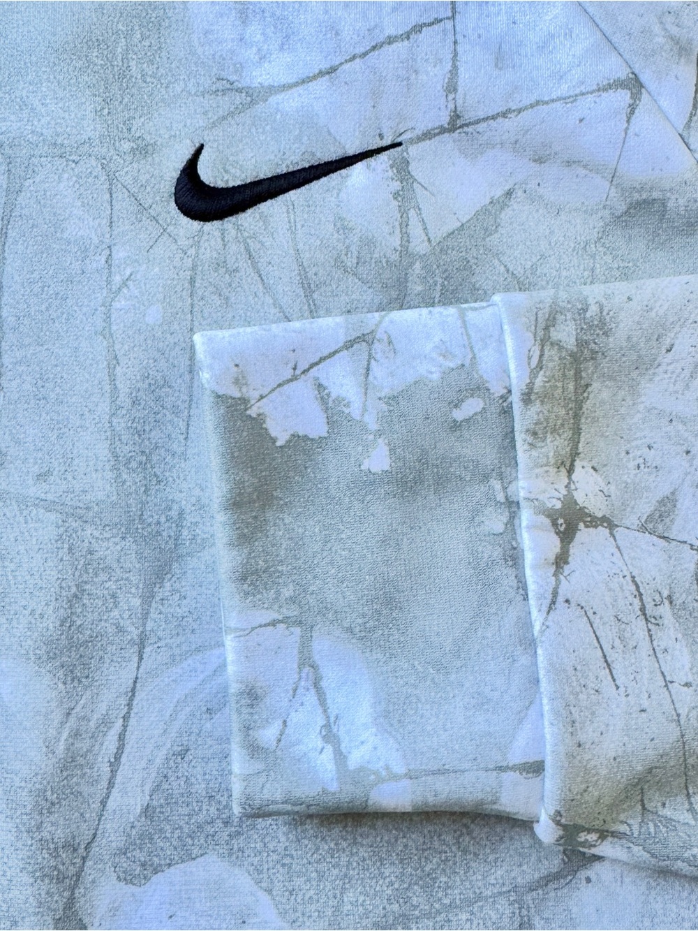 Nike Therma Dri-FIT Hoodie Mens M Grey White Marble Print DQ4836-077 Pullover - Picture 7 of 16